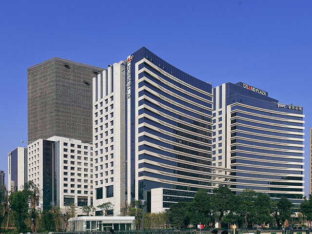 GTland Plaza