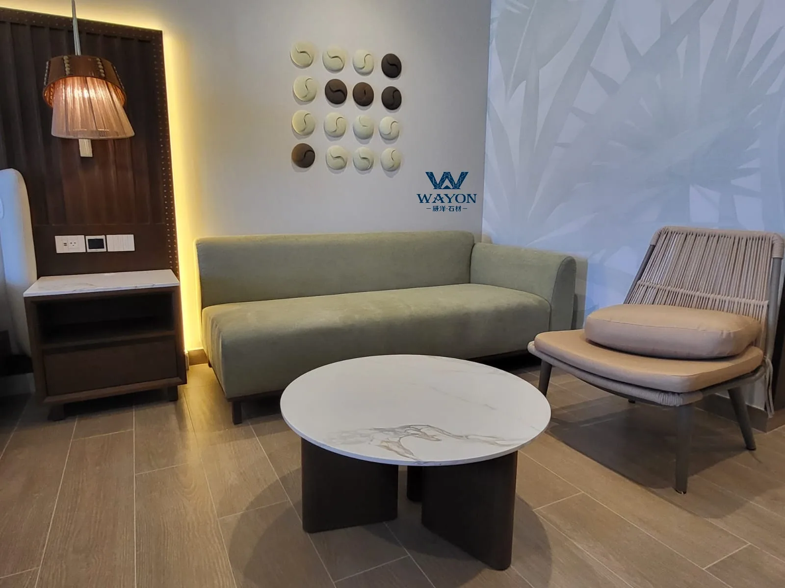 Проект отеля на Барбадосе - столешница из кварцевого камня WG538 Borage Platinum.