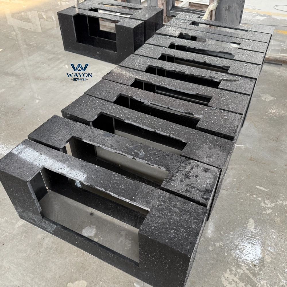 Готовая столешница из кварцевого камня (WG217S Star Black)