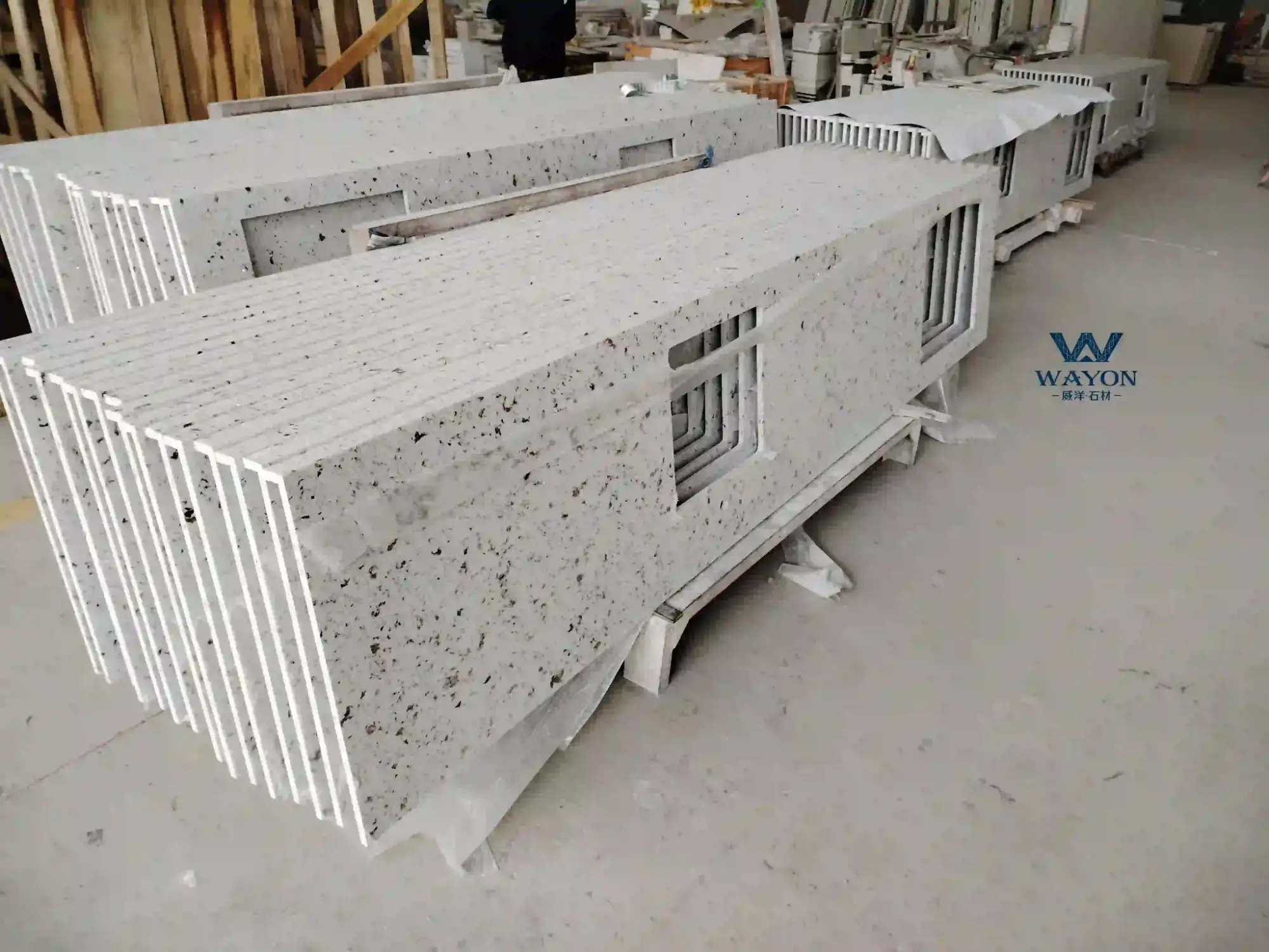Кухонная столешница из кварцевого камня WG365 Mountain Fros