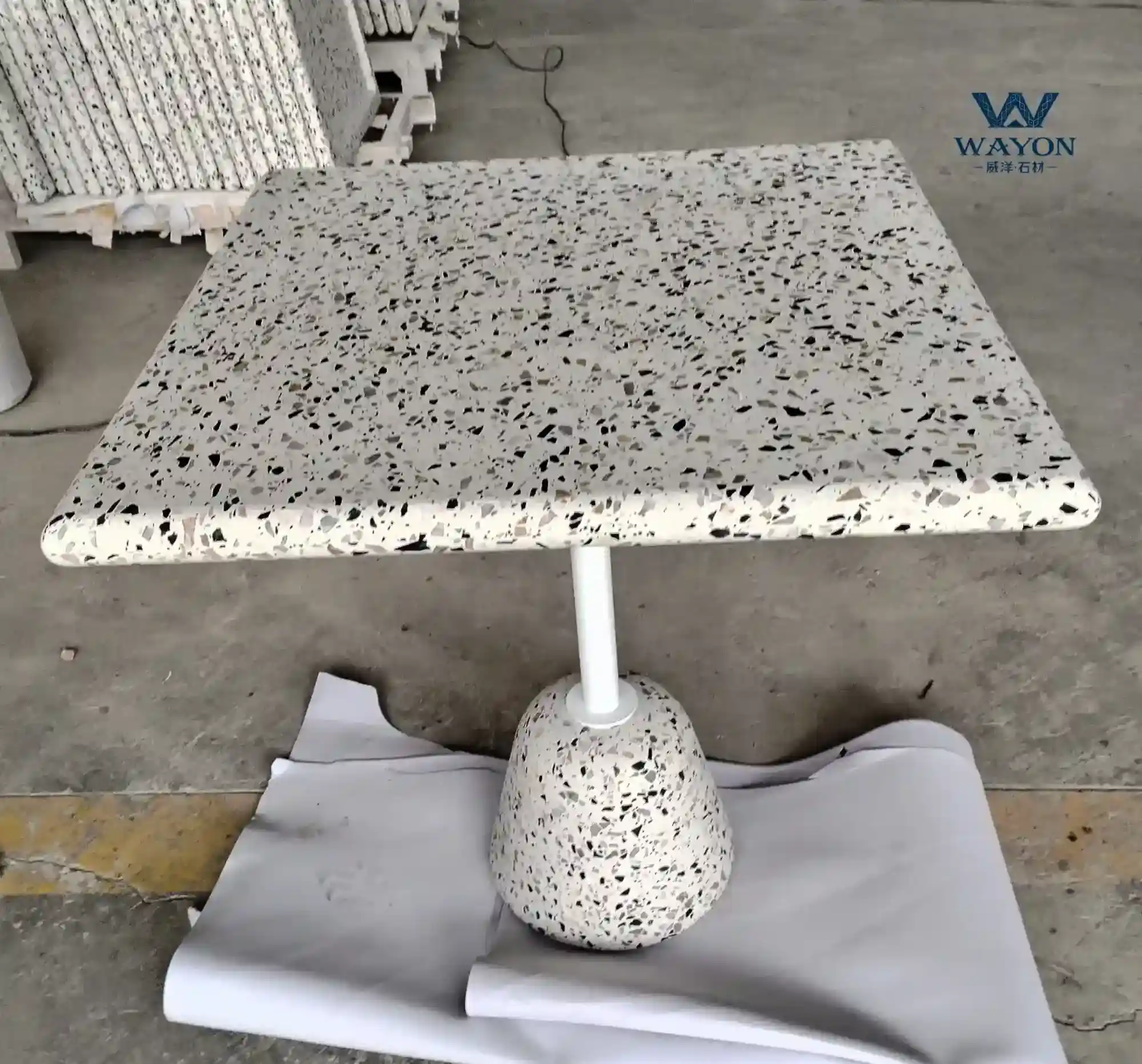 Основание для журнального столика WT240 Diamond Ice из терраццо